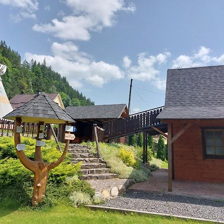 Chatka Pod Jaskynou Maluzina Exterior photo