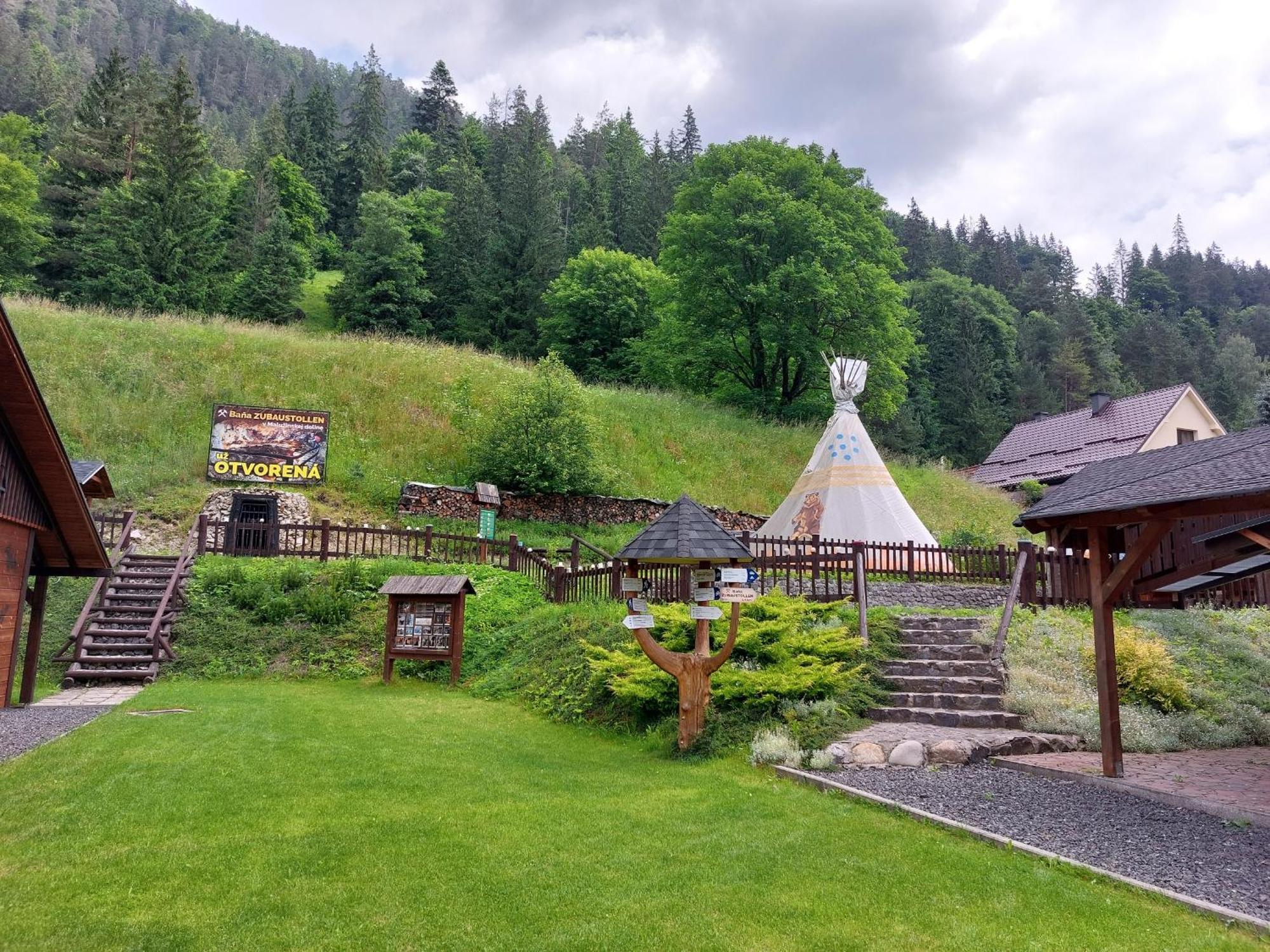 Chatka Pod Jaskynou Maluzina Exterior photo