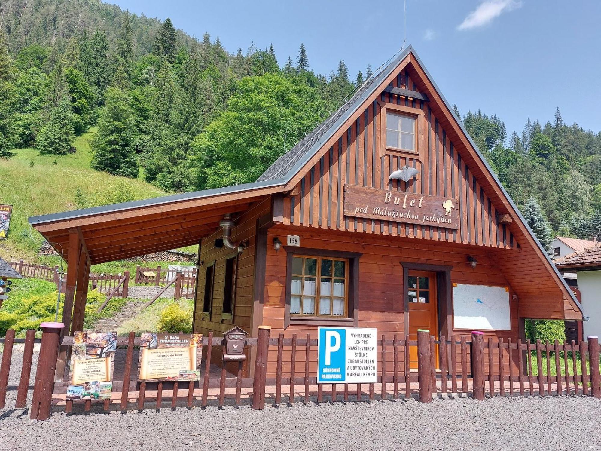 Chatka Pod Jaskynou Maluzina Exterior photo